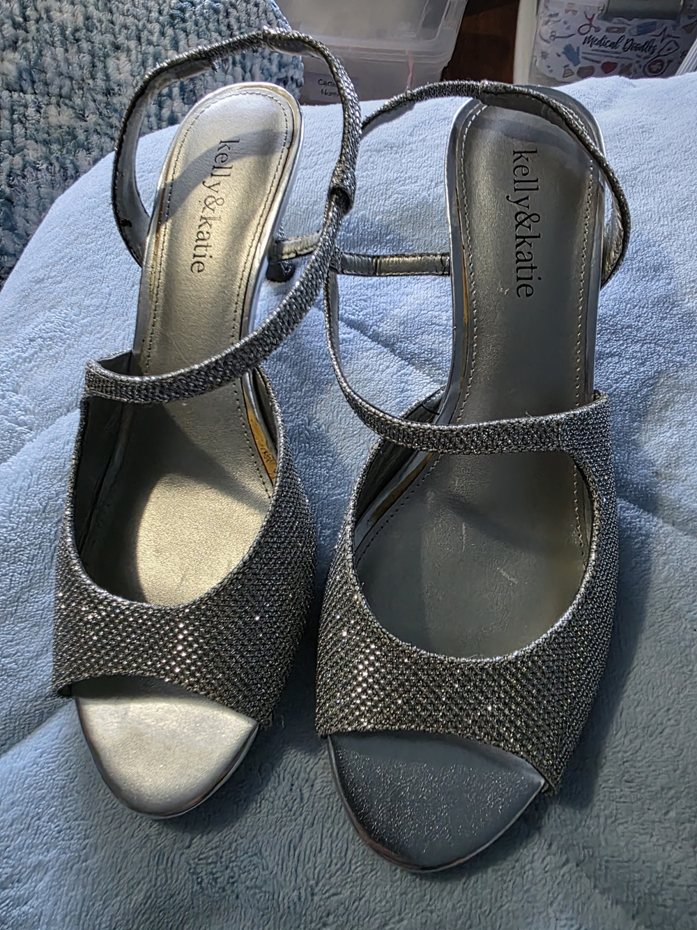 Kelly & Katie Silver Glitter Peep-Toe Slingback Heels